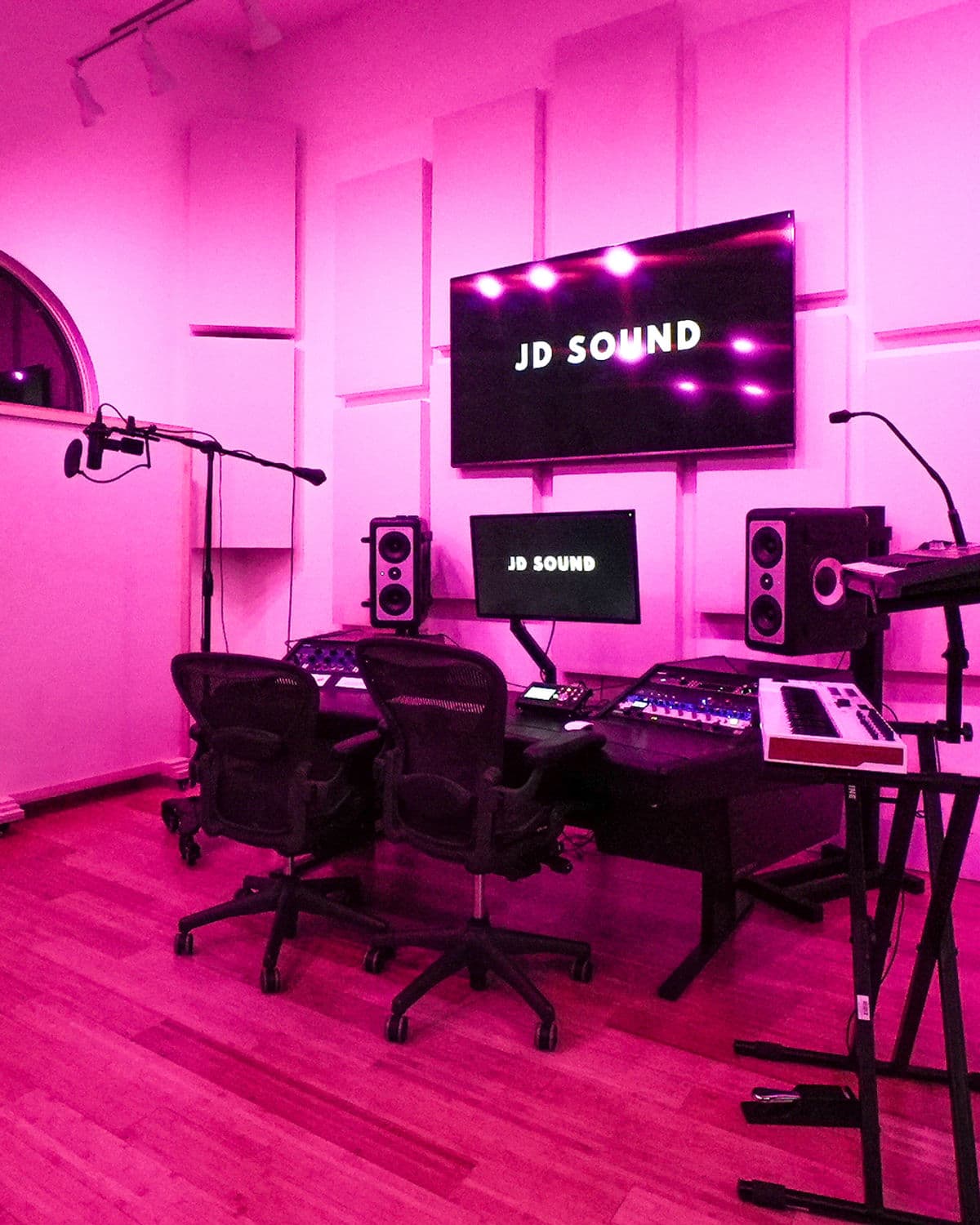 Inside JD Sound studio